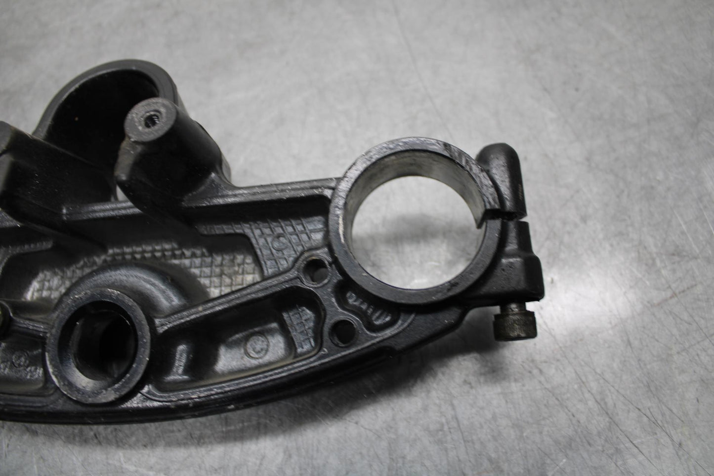 2001 Kawasaki Ninja ZX6 ZX600E FORKS UPPER TRIPLE TREE CLAMP BB547