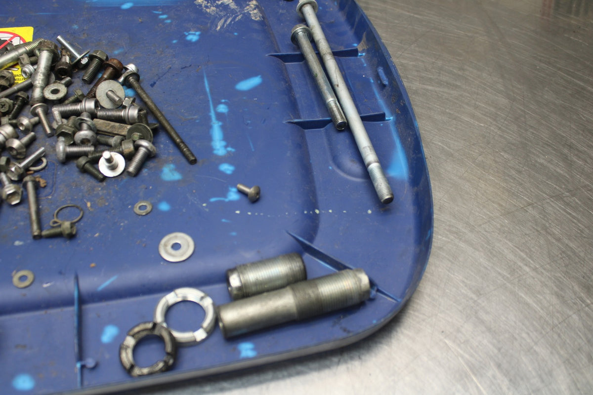 06 SUZUKI SV650S MOUNTING BOLTS HARDWARE MOTOR SCREWS BB783