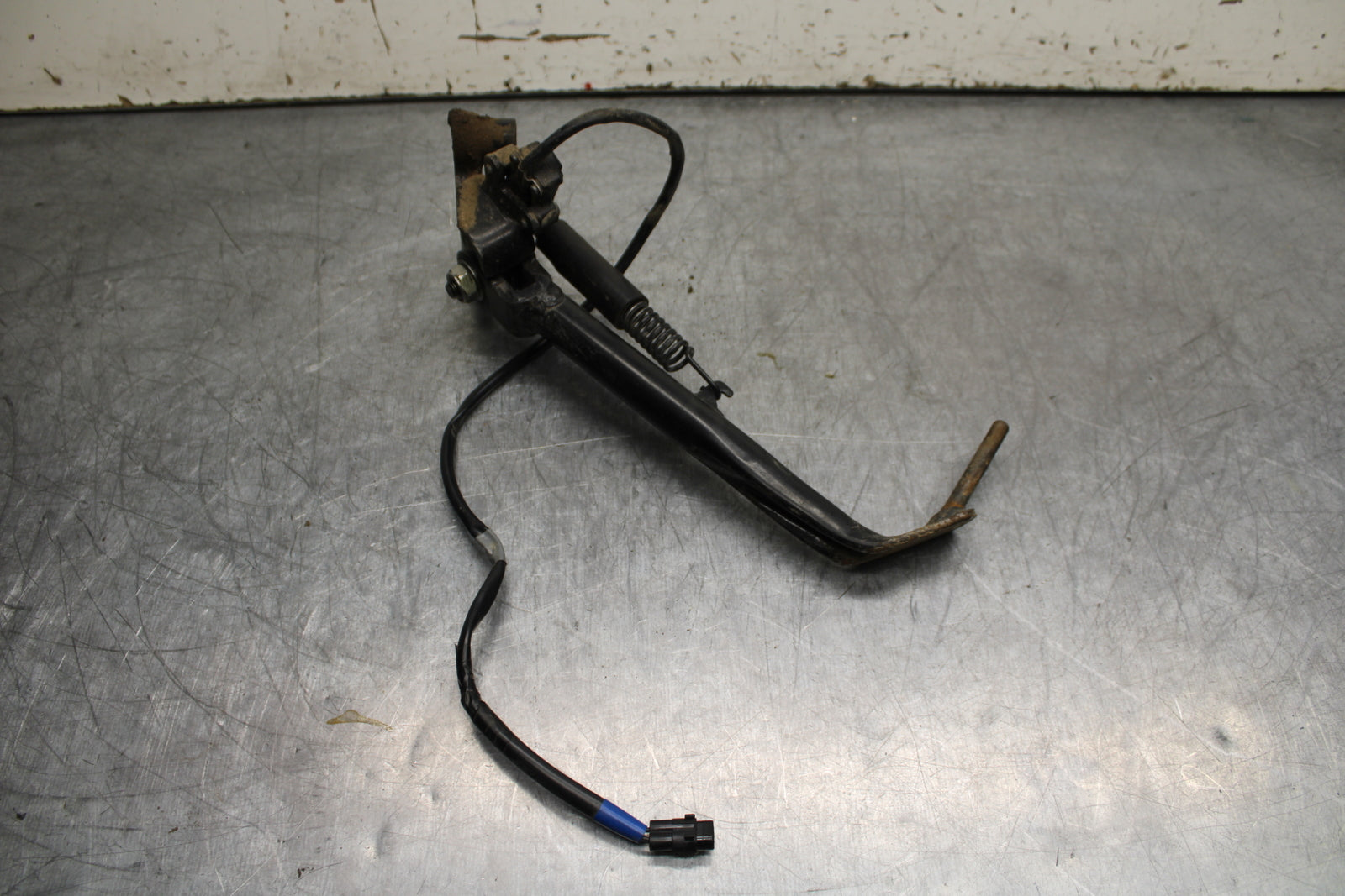 22-24 YAMAHA XSR900 KICKSTAND SIDE KICK STAND BB710