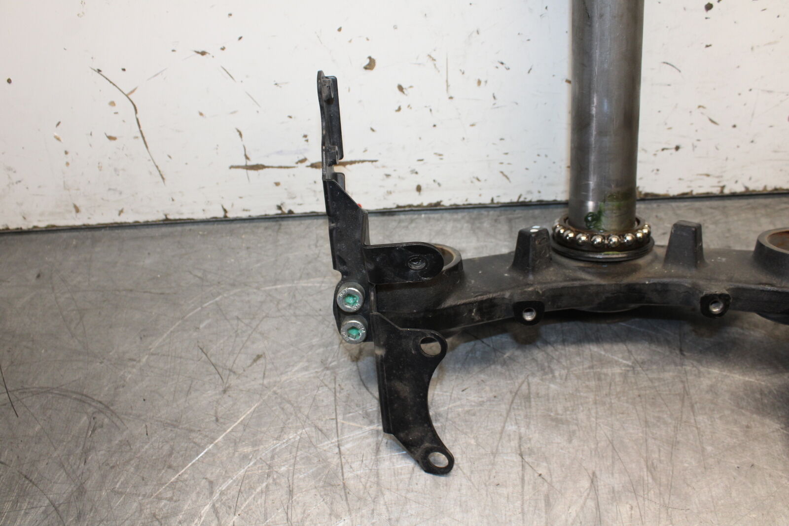 12-17 KAWASAKI ER-6N Z650 FRONT FORKS CLAMP LOWER TRIPLE TREE STEM BB709