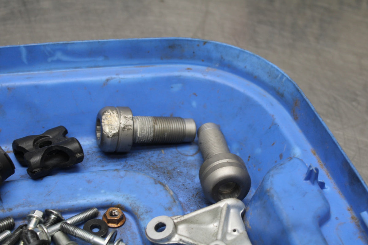 16 DUCATI 959 PANIGALE MOUNTING BOLTS HARDWARE SCREWS BB912