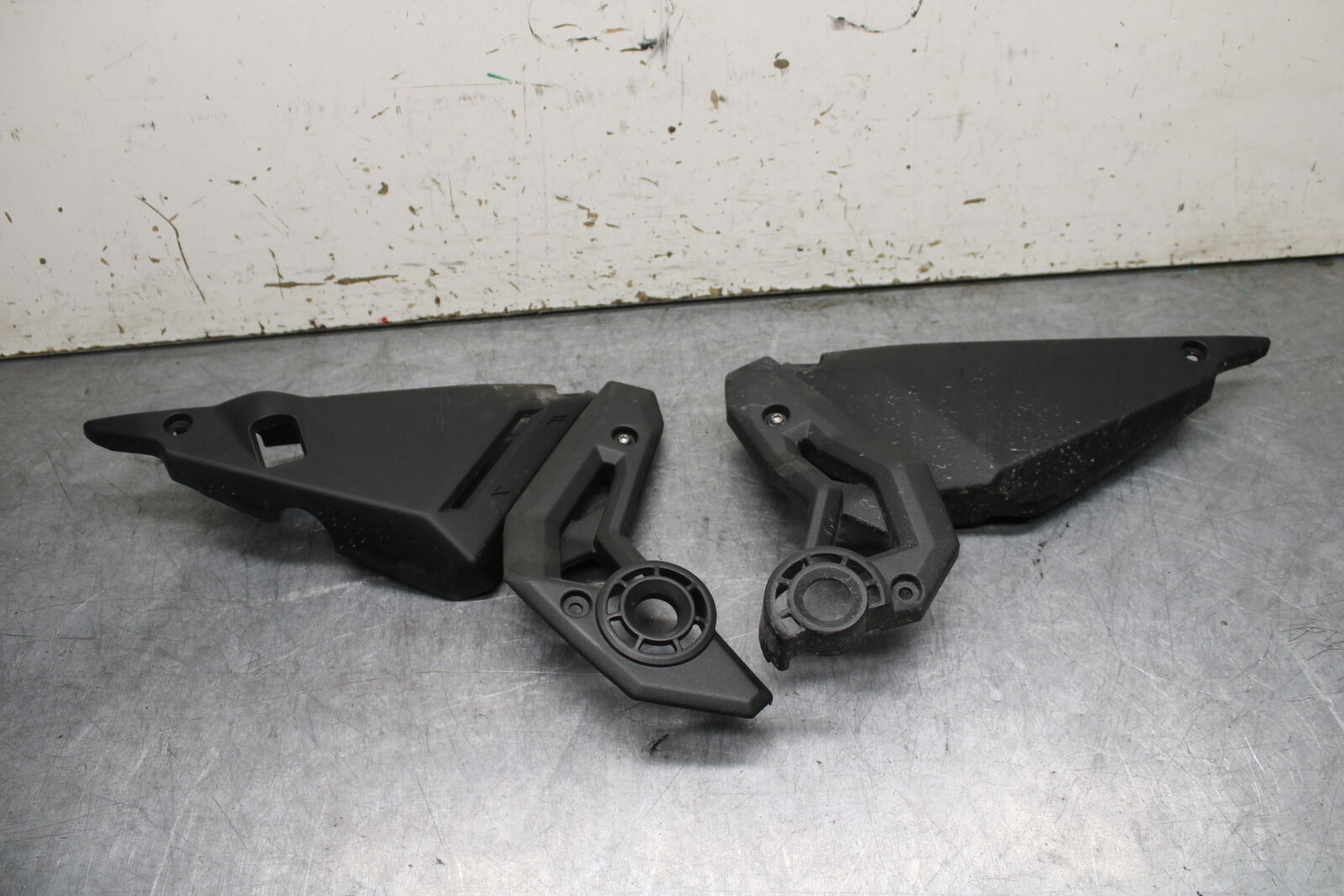 18-24 KAWASAKI NINJA 650 RIGHT LEFT FRAME SIDE COVERS COWLS PANELS TRIM BB725 