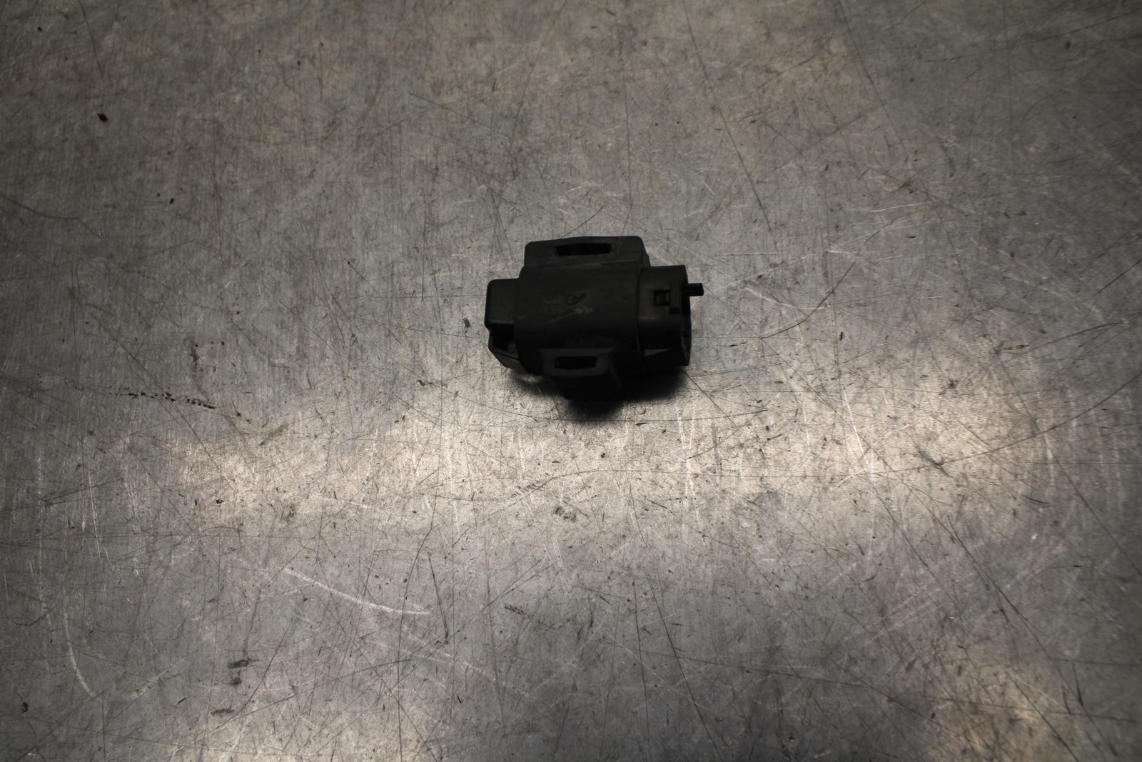 08-10 SUZUKI GSXR 600 750 TIP OVER BANK ANGLE CRASH SENSOR SWITCH  BB101