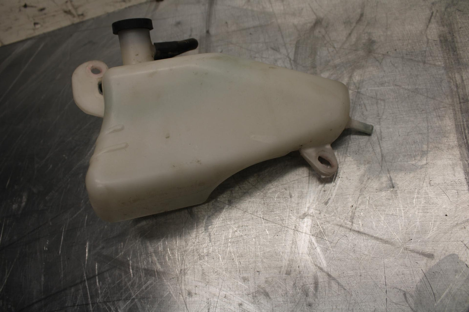 17-23 SUZUKI GSXR 250 GSX250RL8 COOLANT WATER TANK RESERVOIR BOTTLE BB490