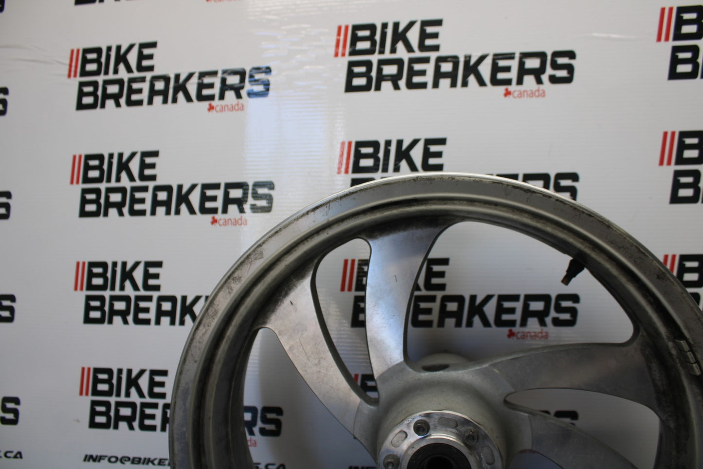05-06 VICTORY KINGPIN DELUXE REAR WHEEL BACK RIM BB195