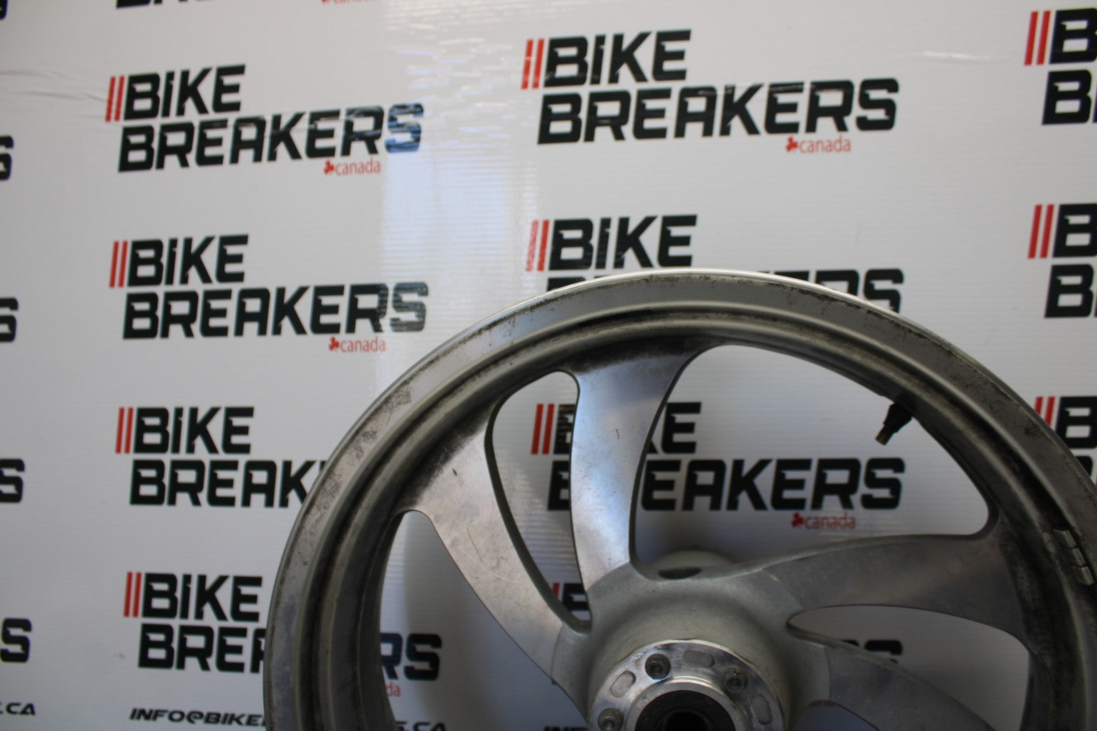 05-06 VICTORY KINGPIN DELUXE REAR WHEEL BACK RIM BB195
