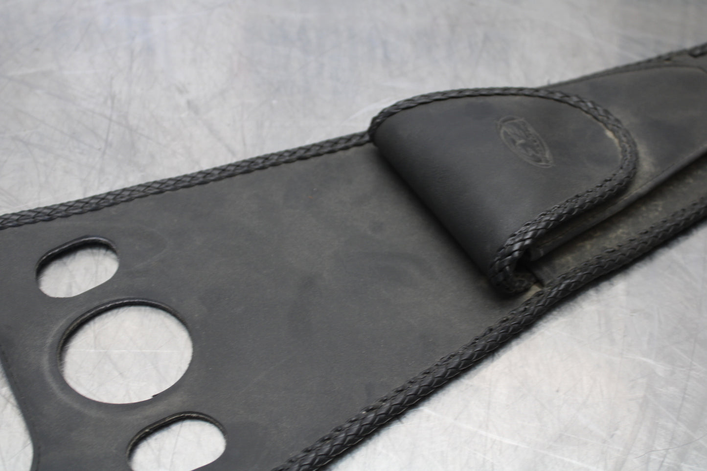 09 YAMAHA ROYAL STAR XVZ1300TF VENTURE GAS TANK FUEL CELL BELT BB151