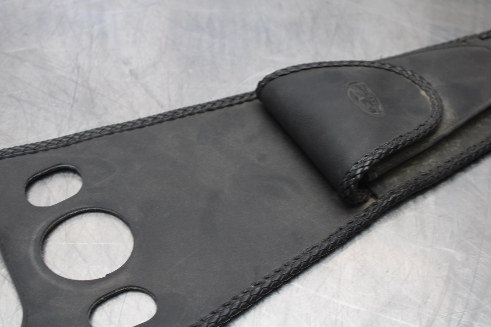 09 YAMAHA ROYAL STAR XVZ1300TF VENTURE GAS TANK FUEL CELL BELT BB151
