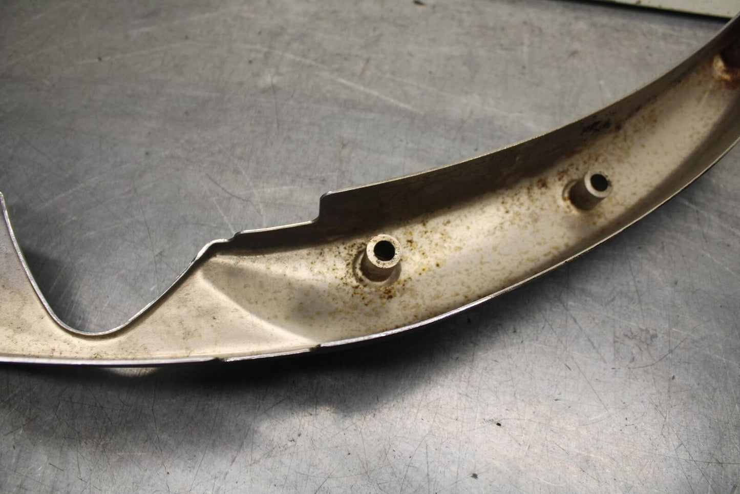 03-08 KAWASAKI VULCAN 1600 REAR BACK FENDER SUPPORT FRAME SUBFRAME BB616