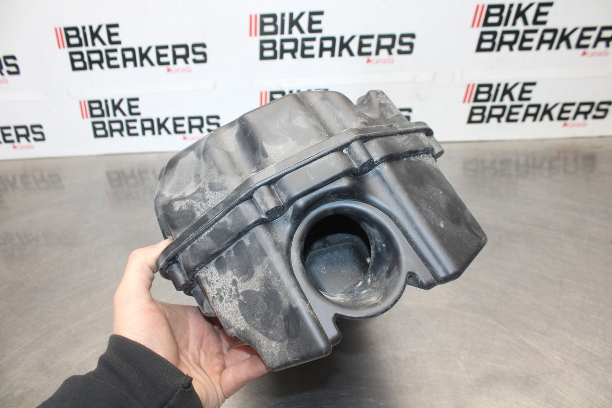 23 KAWASAKI NINJA 650 EX650 AIRBOX AIR INTAKE FILTER BOX BB920