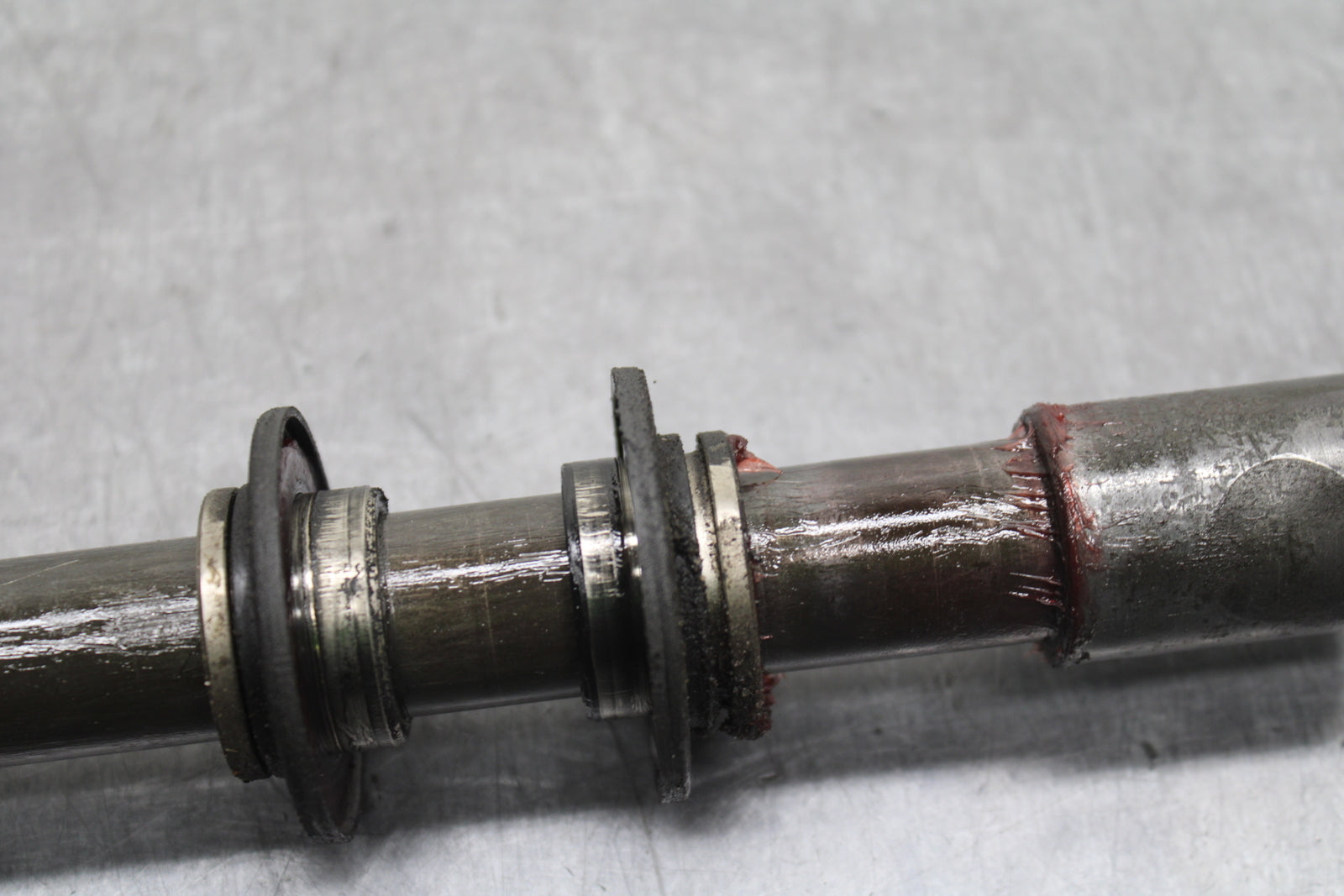 00-01 YAMAHA YZF R1 FRONT WHEEL RIM AXLE PIVOT BOLT BB755