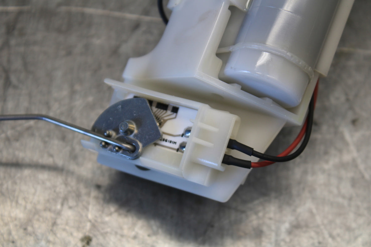 19-22 KAWASAKI Z400 FUEL PUMP GAS PETROL SENDER UNIT BB708