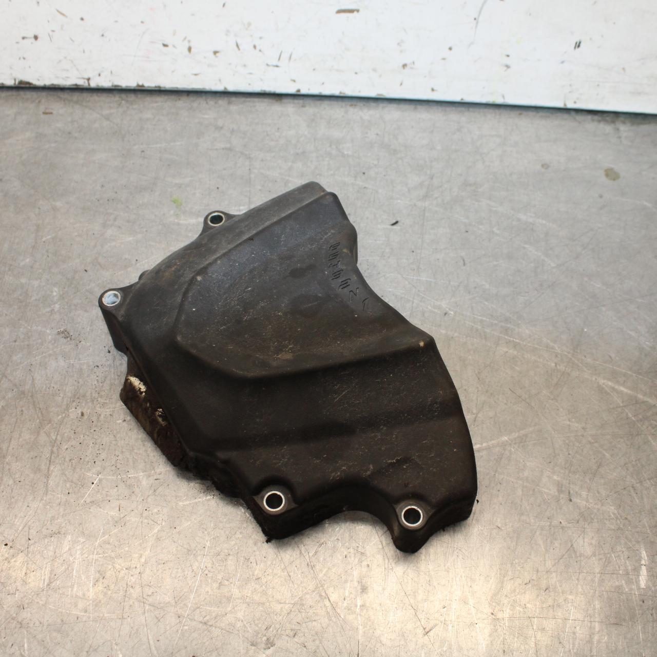 21 KAWASAKI NINJA ZX6R ENGINE SPROCKET COVER BB647