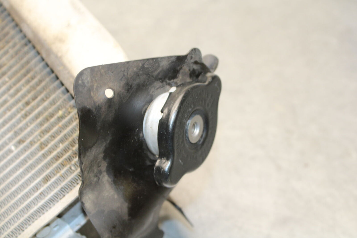 13-18 KAWASAKI NINJA ZX6R ENGINE RADIATOR MOTOR COOLER COOLING RADIATER BB666