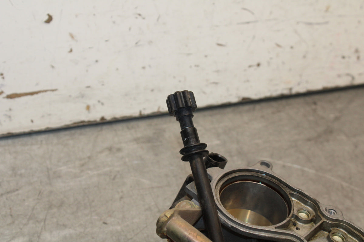 05-06 HONDA CBR600RR MAIN FUEL INJECTORS / THROTTLE BODIES 16401-MEE-A01 BB655