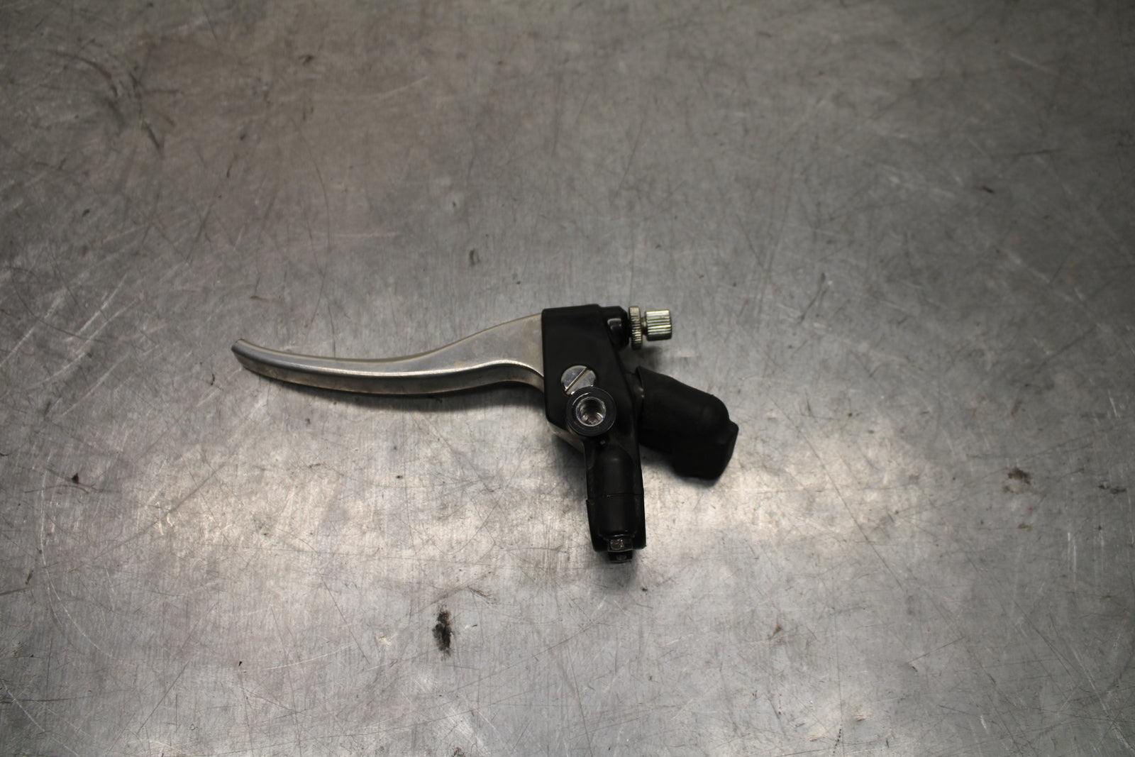 15-16 HONDA CB300F CLUTCH PERCH MOUNT WITH LEVER  BB740