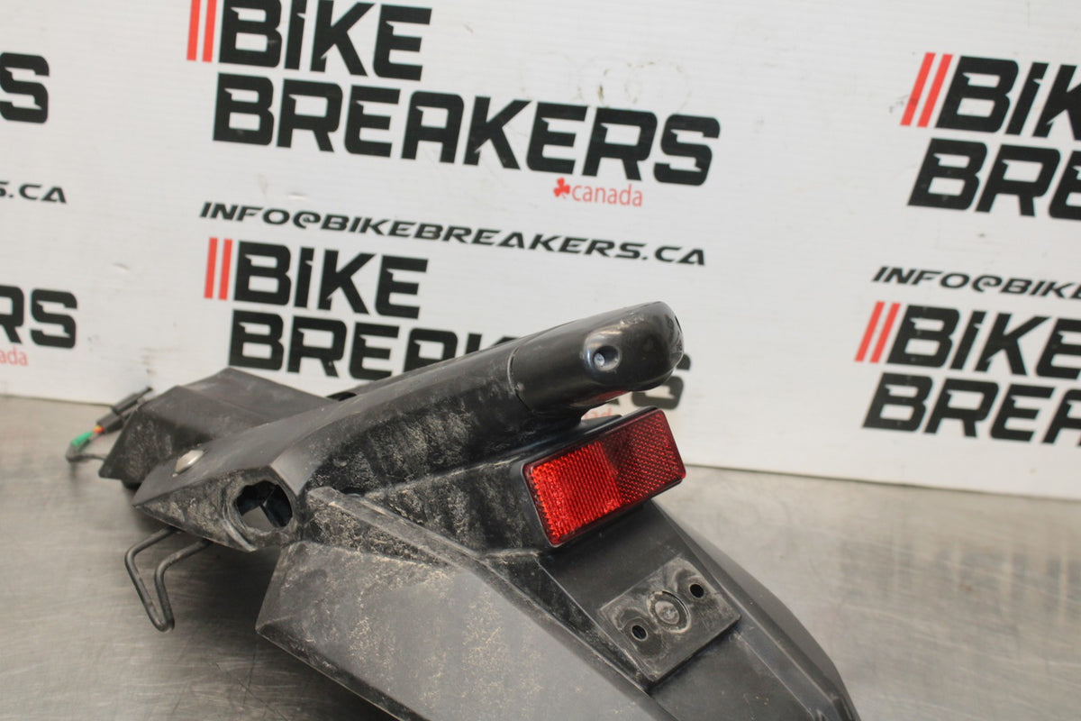 12-16 KAWASAKI NINJA 650 EX650F ABS REAR BACK FENDER MUD GUARD BB860