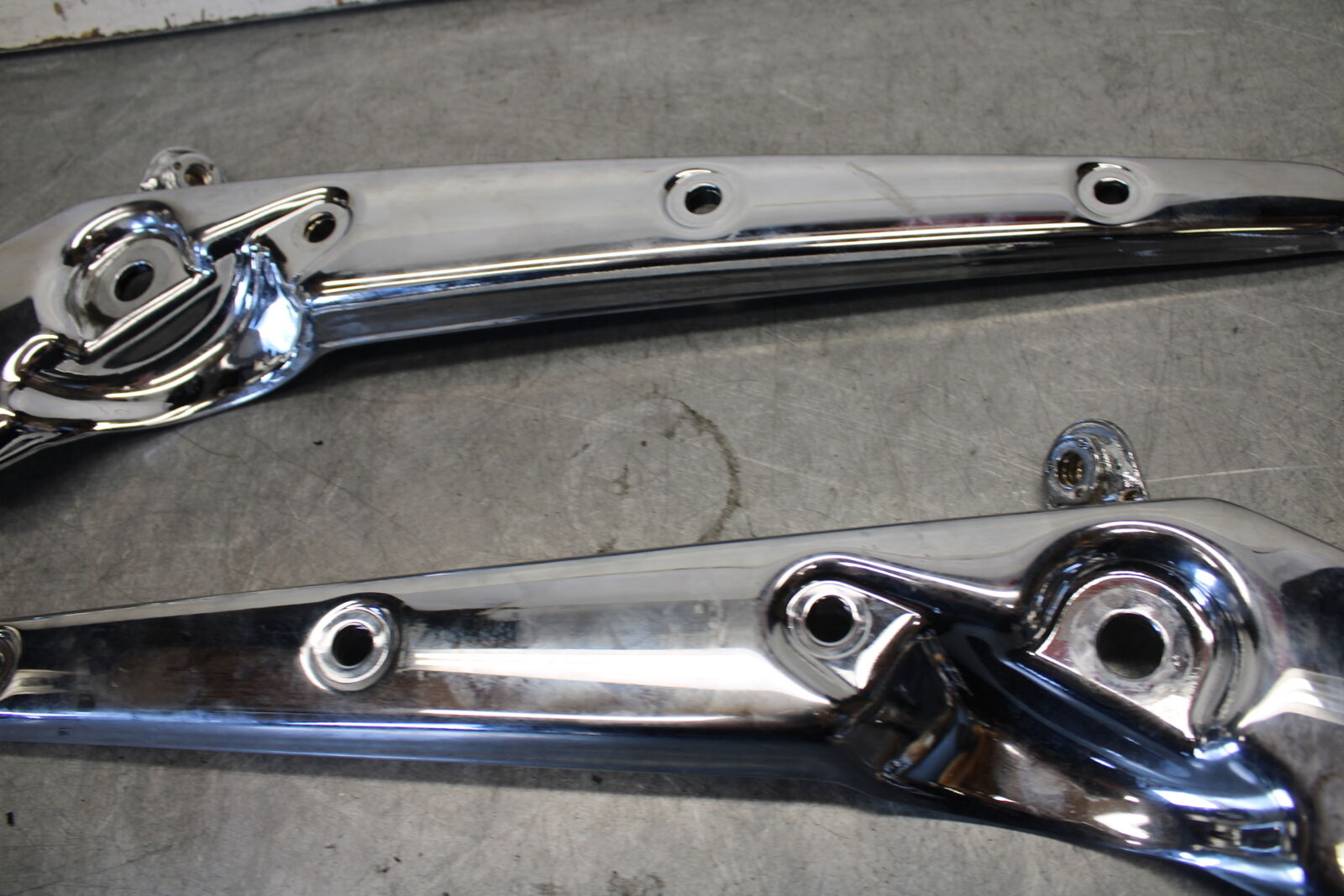 2008 Honda VTX1300C REAR BACK FENDER SUPPORT FRAME SUBFRAME bb673
