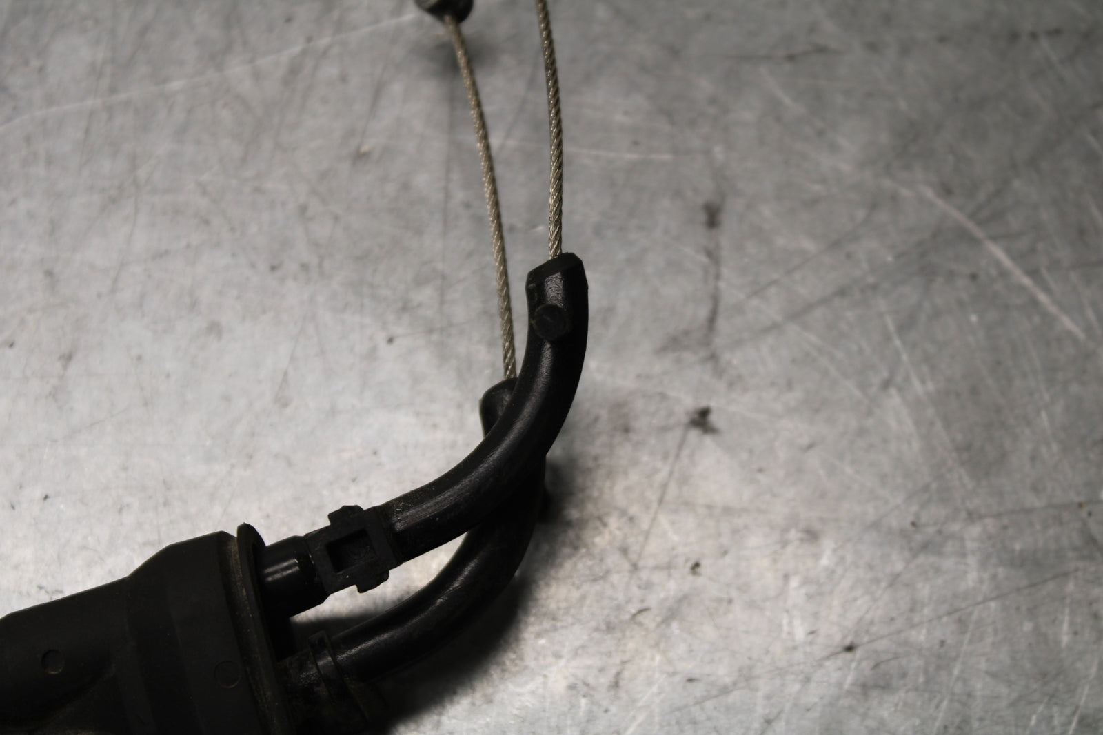 00-05 KAWASAKI NINJA ZX12R THROTTLE CABLES LINES BB121