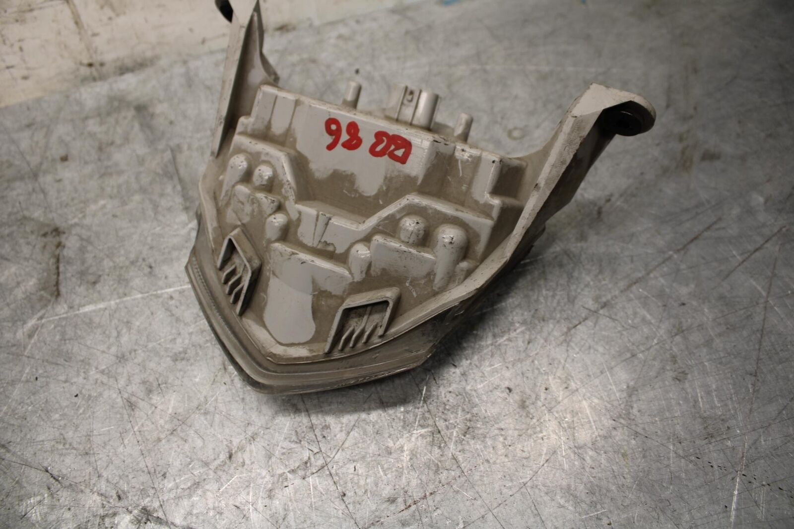 2009 Kawasaki Ninja ZX6R REAR TAIL TAILLIGHT BACK BRAKE LIGHT 23025-0059  BB44