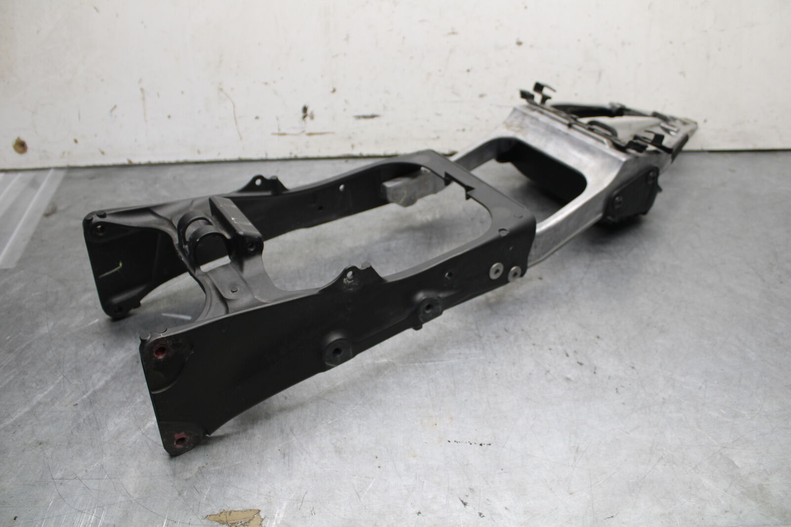 13-18 KAWASAKI NINJA ZX6R REAR SUBFRAME SUB FRAME 32160-0398 32160-0399 BB666