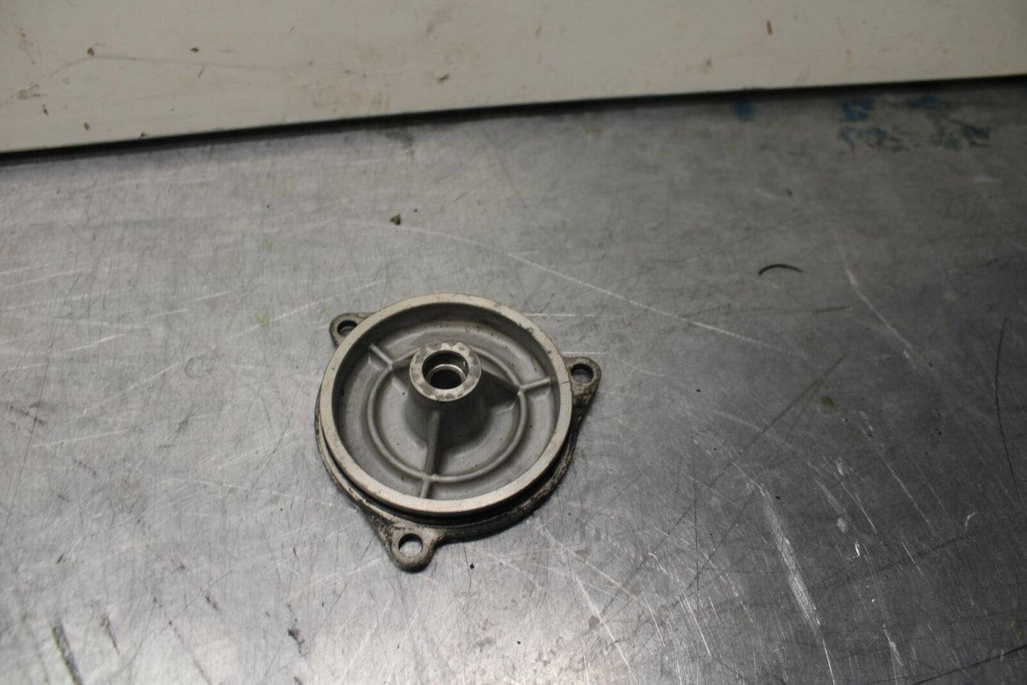 08-10 SUZUKI GSXR 600  ENGINE MOTOR IDLER IDLING GEAR COVER CAP BB92