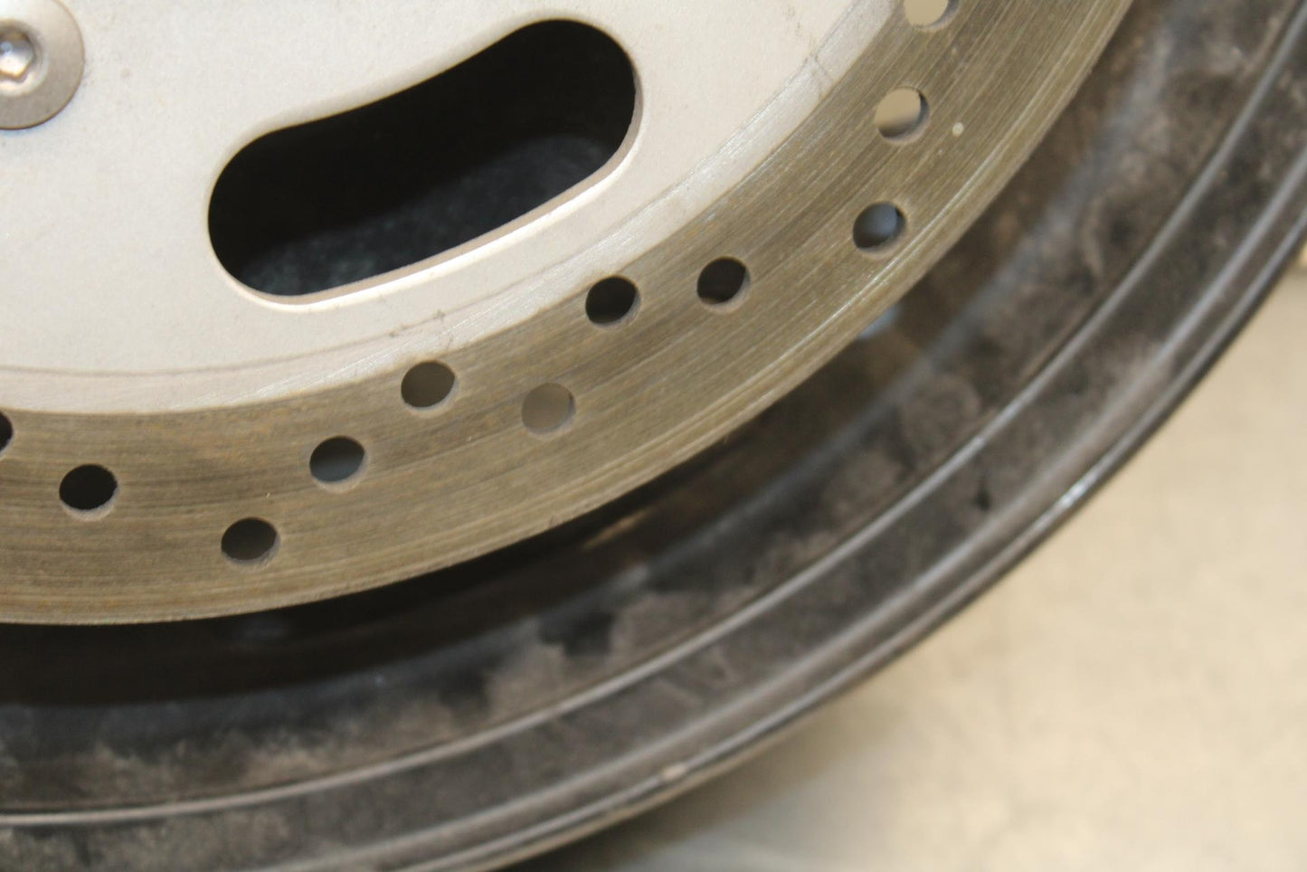 03-08 KAWASAKI VULCAN 1600 FRONT WHEEL LEFT RIGHT BRAKE ROTORS DISCS BB616