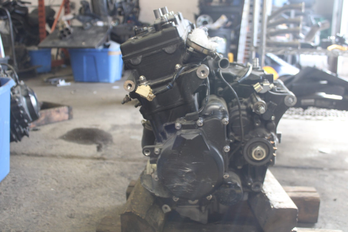 17 YAMAHA YZF R6 5,244KM!! ENGINE MOTOR BB922
