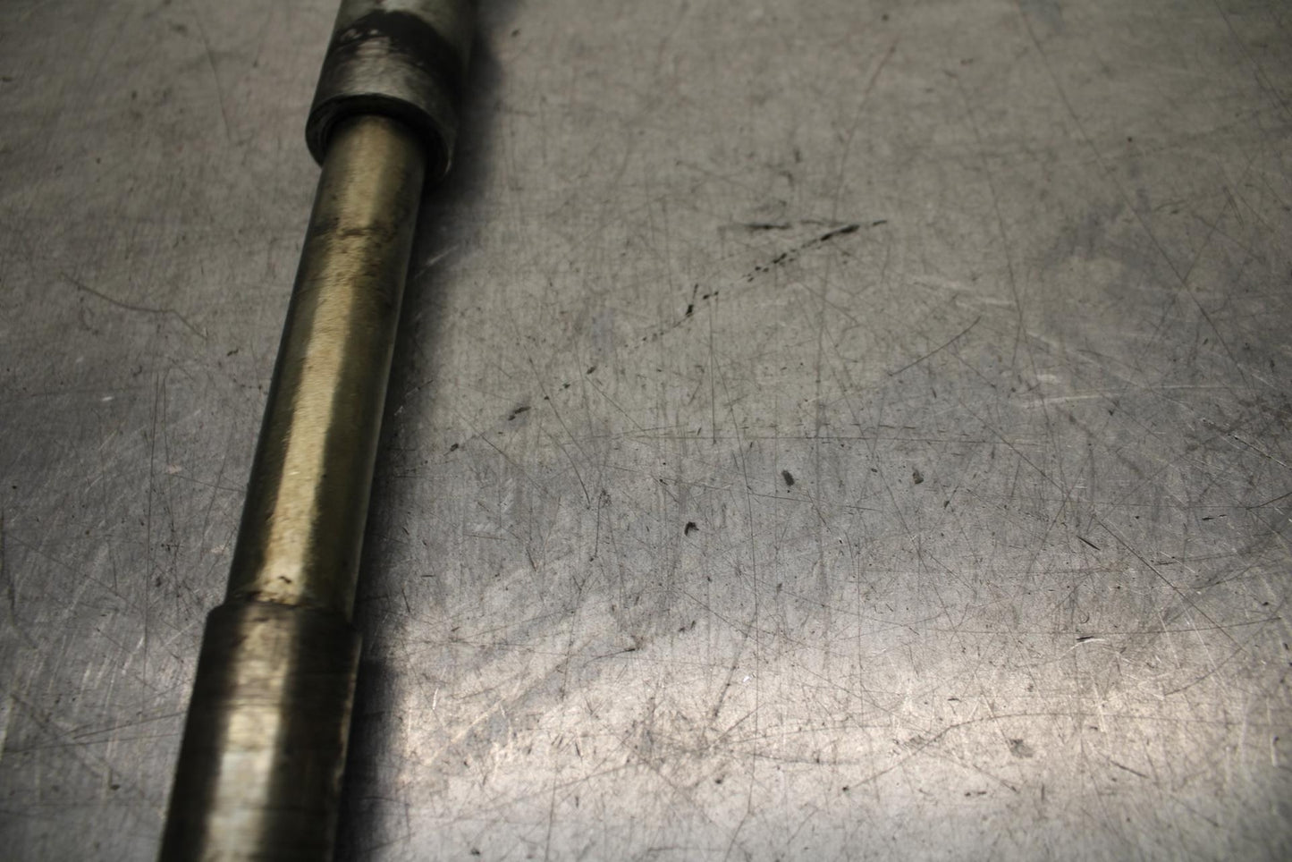 1996 Kawasaki Vulcan 800 VN800B Classic FRONT WHEEL RIM AXLE PIVOT BOLT BB93