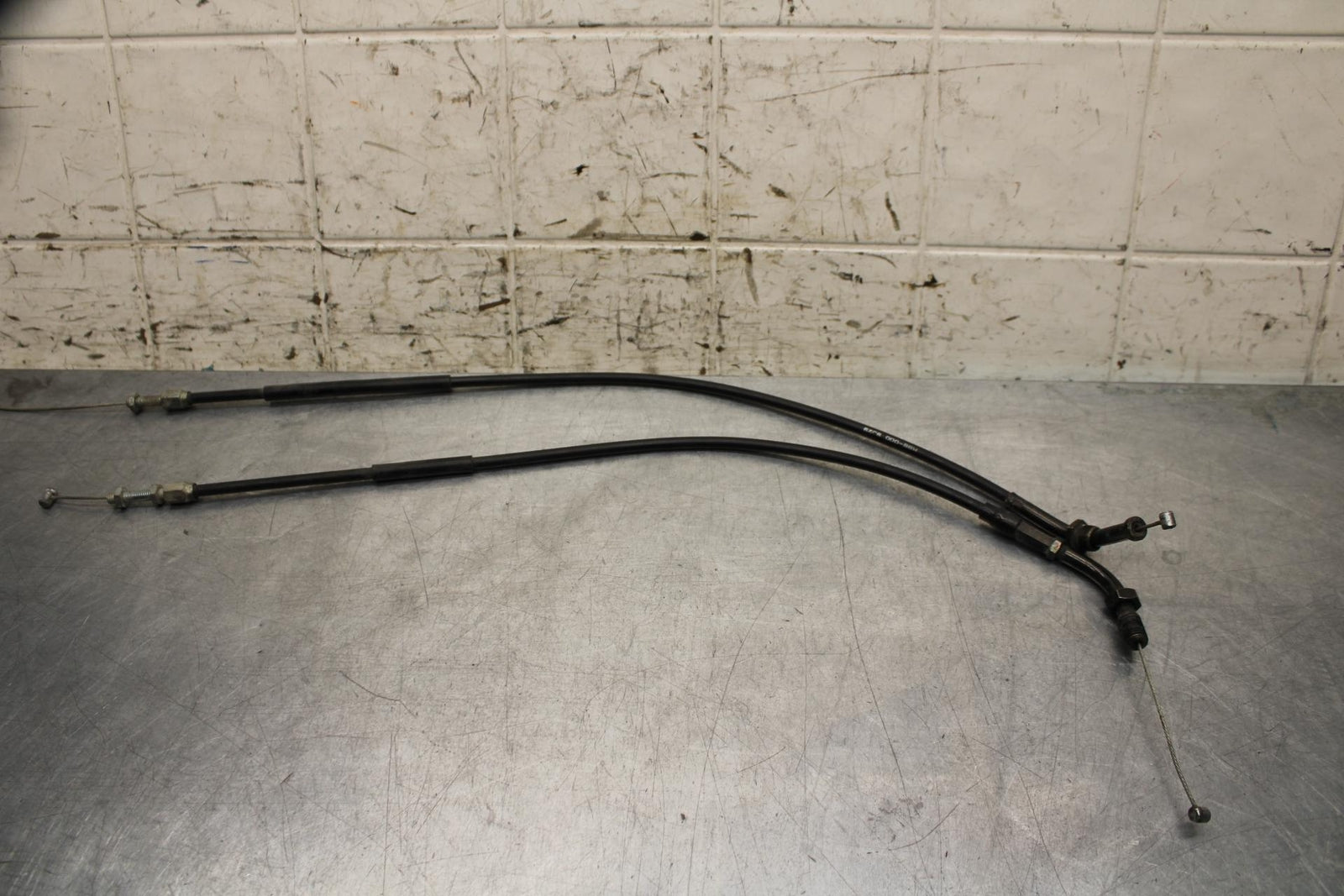 2000 Honda Super Hawk 1000 VTR1000F THROTTLE CABLES LINES BB577