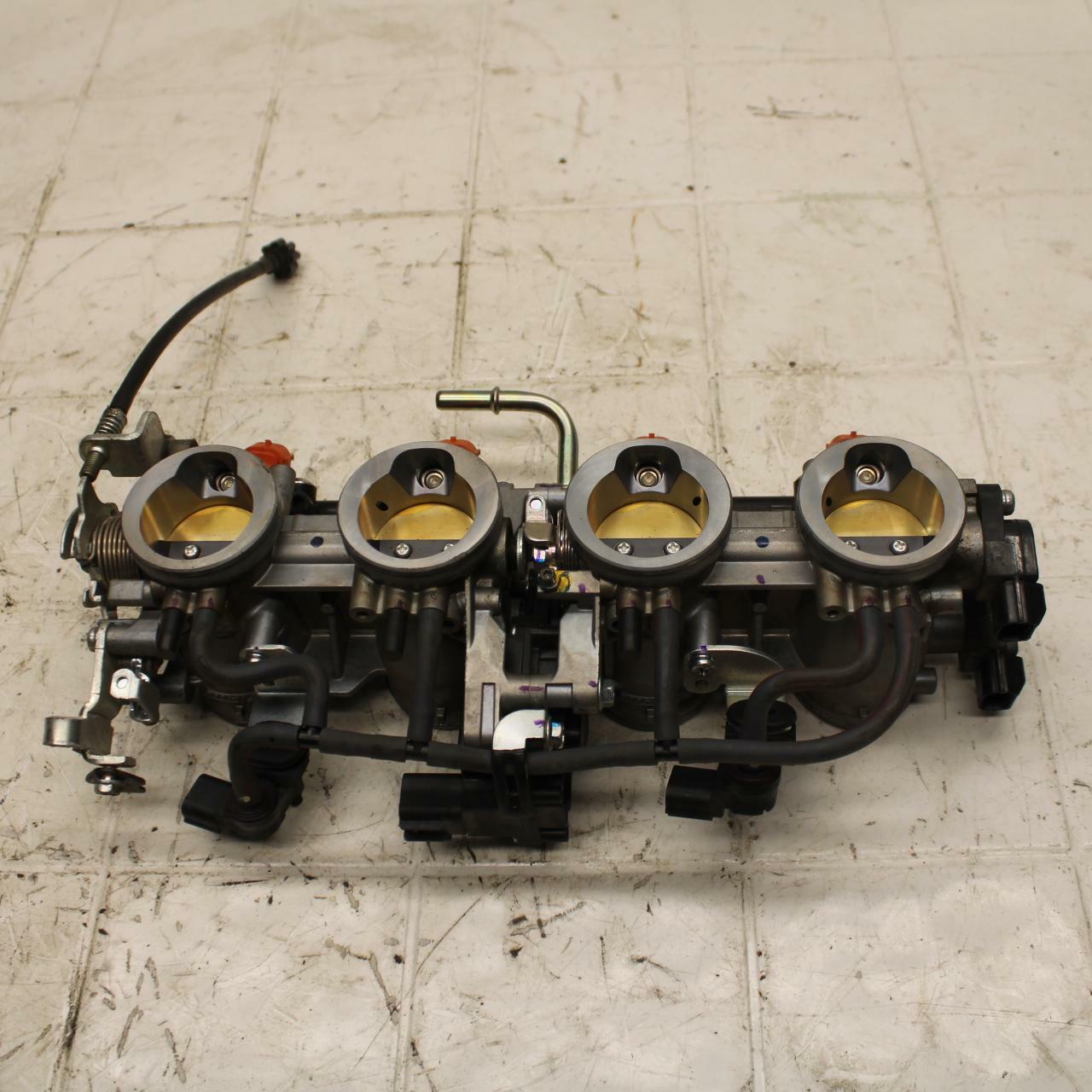 13-18 KAWASAKI NINJA ZX6R MAIN FUEL INJECTORS / THROTTLE BODIES BB409