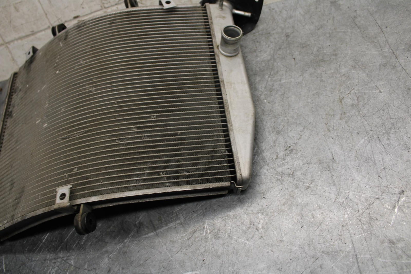 2009 Kawasaki Ninja ZX6R ZX600R RADIATOR MOTOR COOLER COOLING RADIATER  BB538