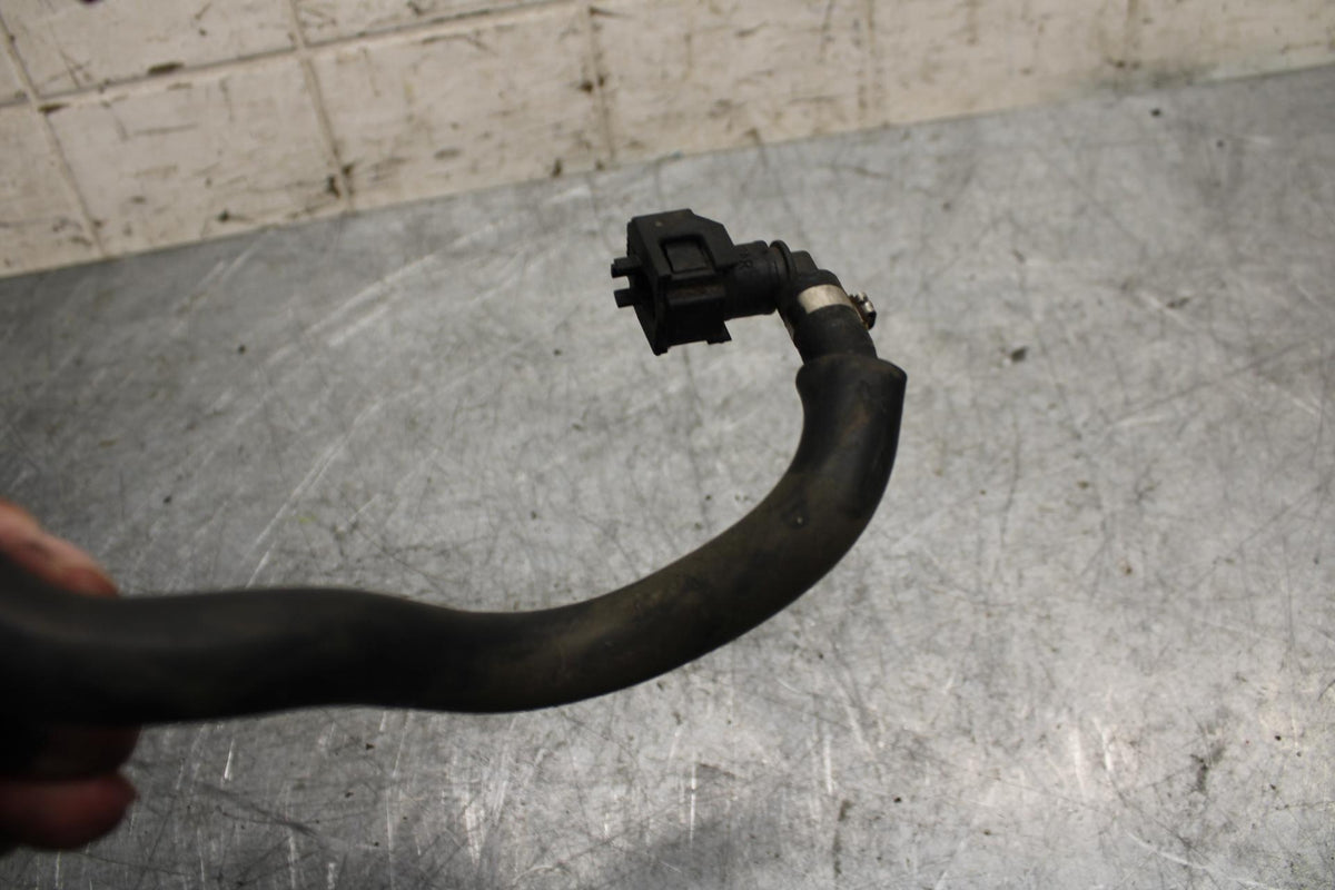 2015 Yamaha FZ07 FUEL HOSE GAS LINE TUBE PIPE 1WS-13971-00-00 BB531