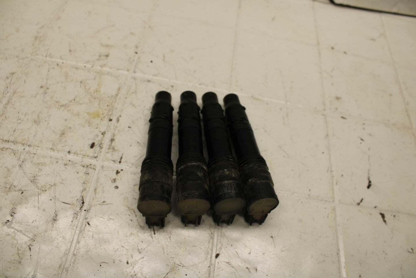 04-05 KAWASAKI NINJA ZX10R IGNITION COILS COIL SPARK PLUG CAPS BB398