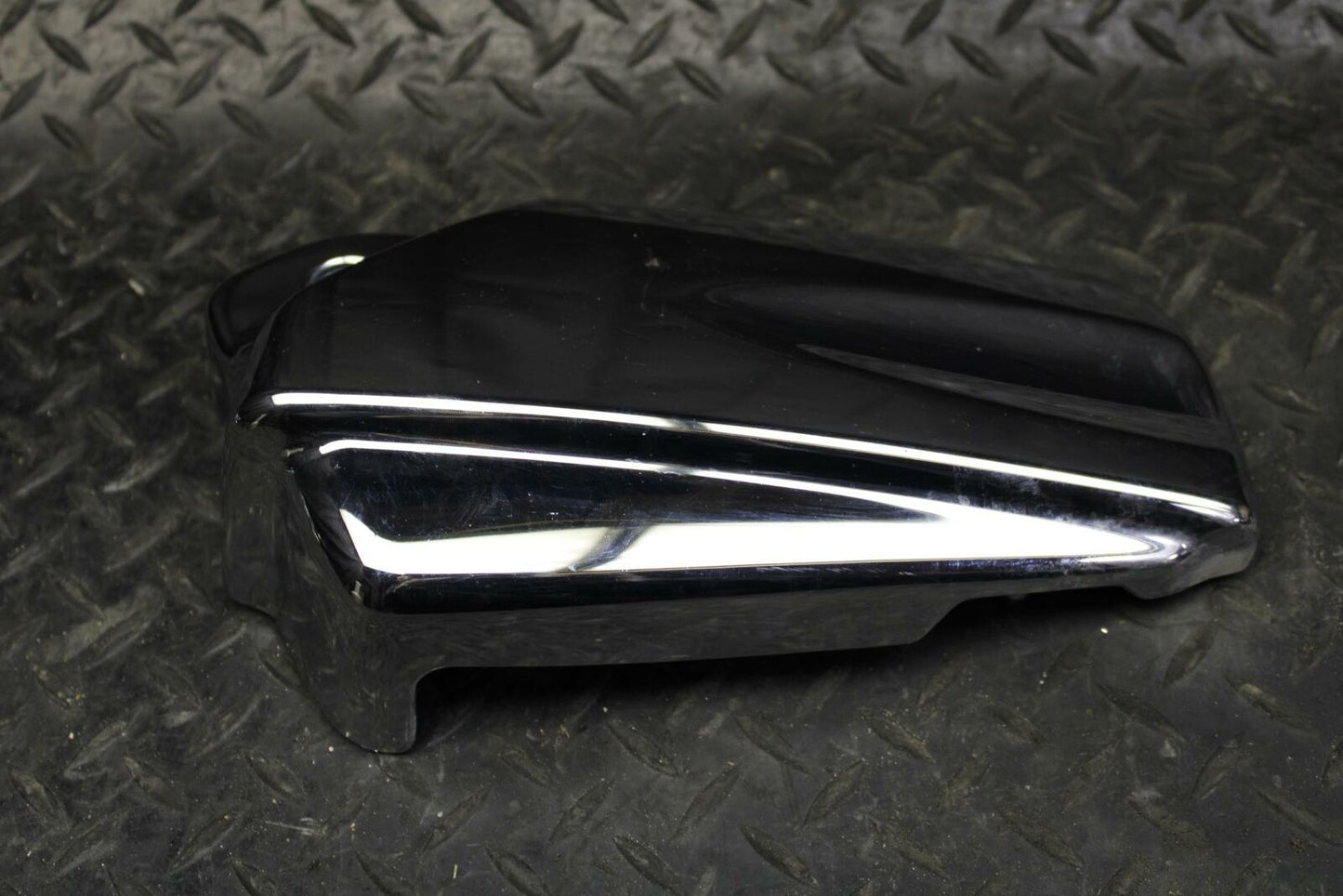 06 YAMAHA V STAR 1100 SIDE COVER PANEL COWL  BB184