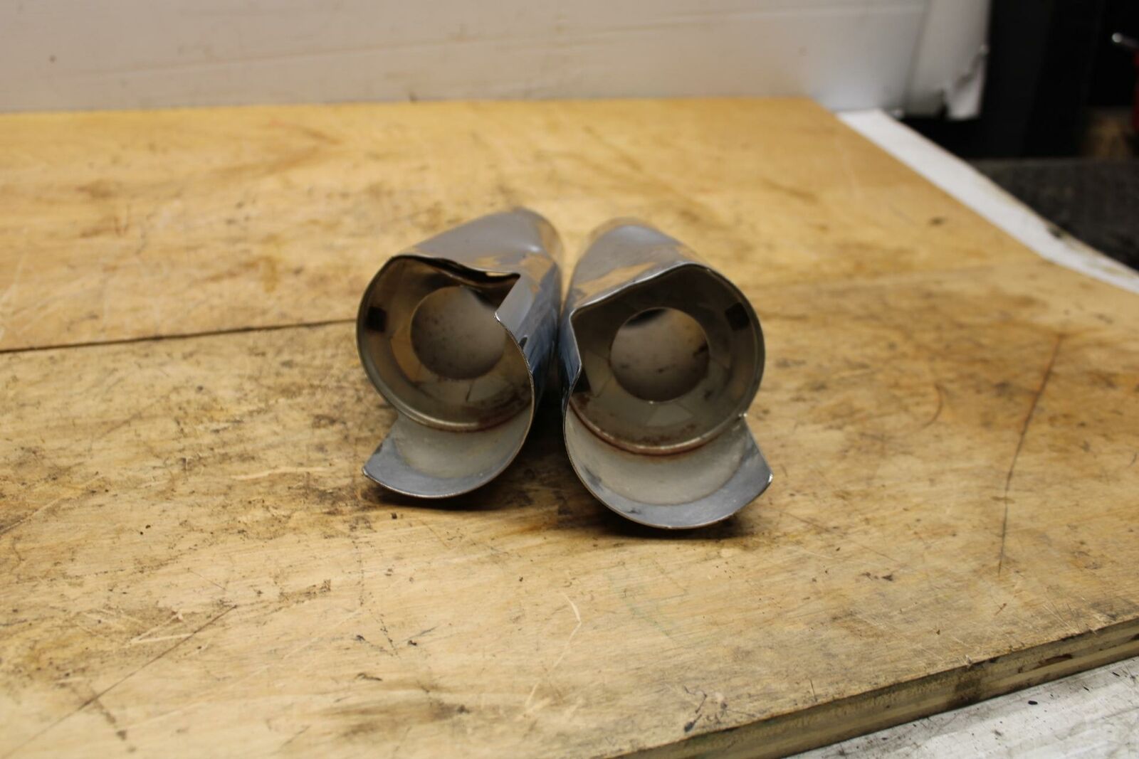 05-09 SUZUKI BOULEVARD C90 FRONT FORK UPPER COVER TOP GUARD SHIELD COWL  BB332