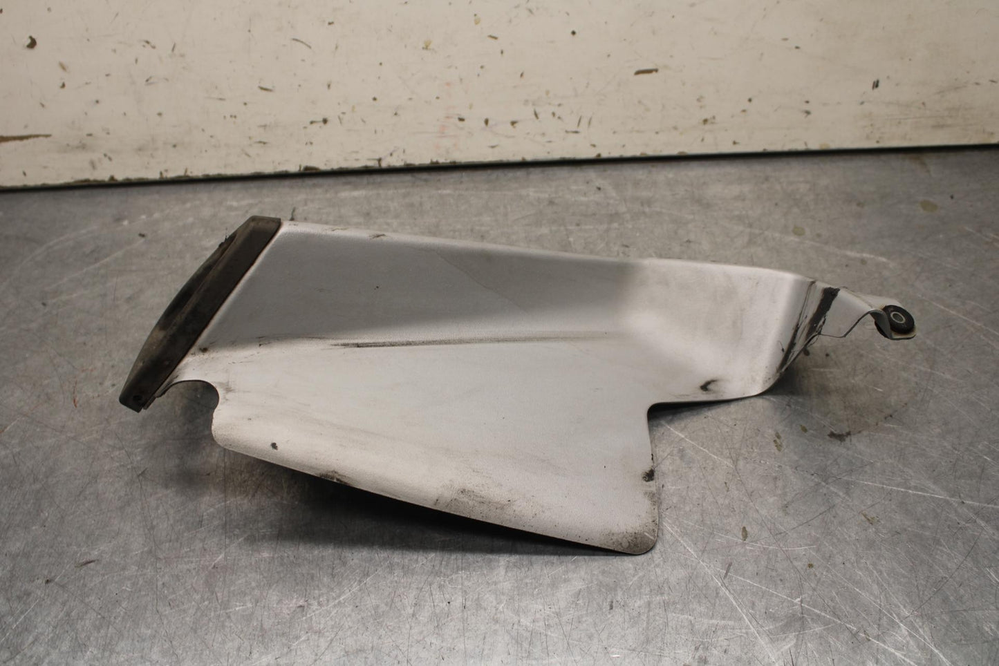 20-23 APRILIA RS660 REAR LEFT MUFFLER EXHAUST PIPE COVER HEAT SHIELD GUARD BB643