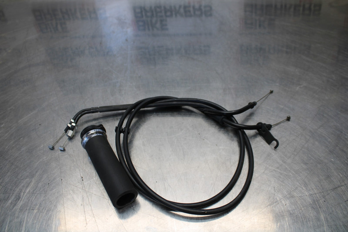 09 YAMAHA V STAR 950 THROTTLE CABLES LINES BB172