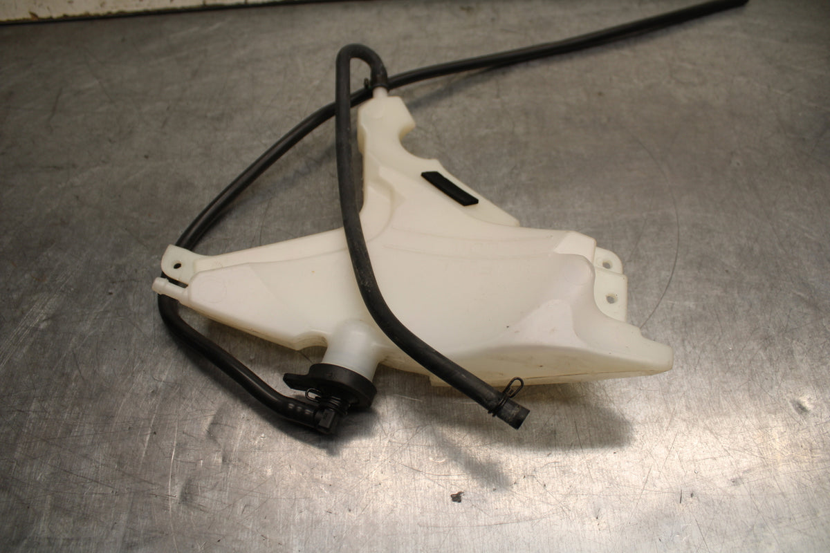 21-24 APRILIA TUONO 660 FACTORY COOLANT WATER TANK RESERVOIR BOTTLE BB733
