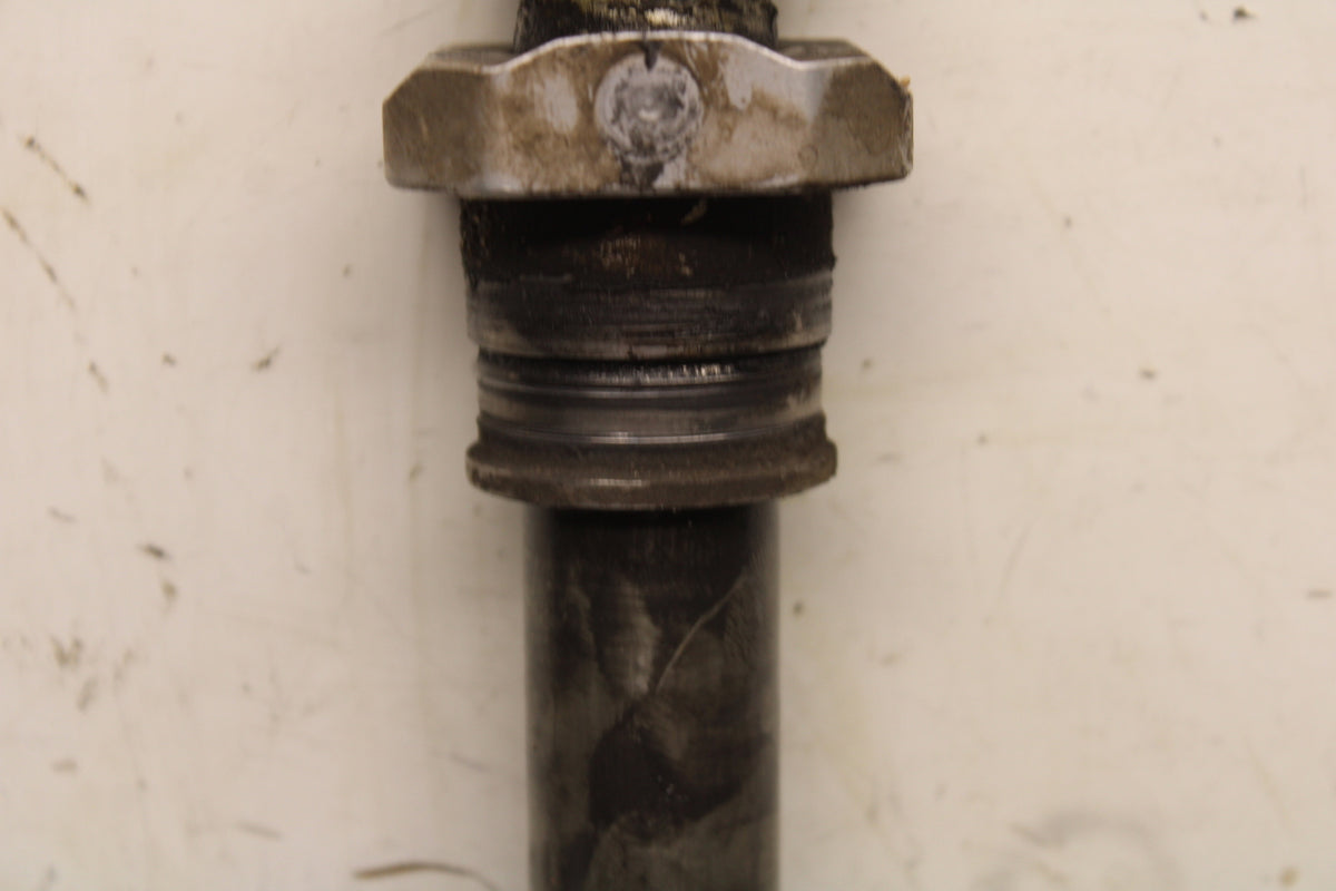 06-07 SUZUKI GSXR750 REAR AXLE BACK WHEEL RIM PIVOT BOLT AXEL 64711-49G10 BB670