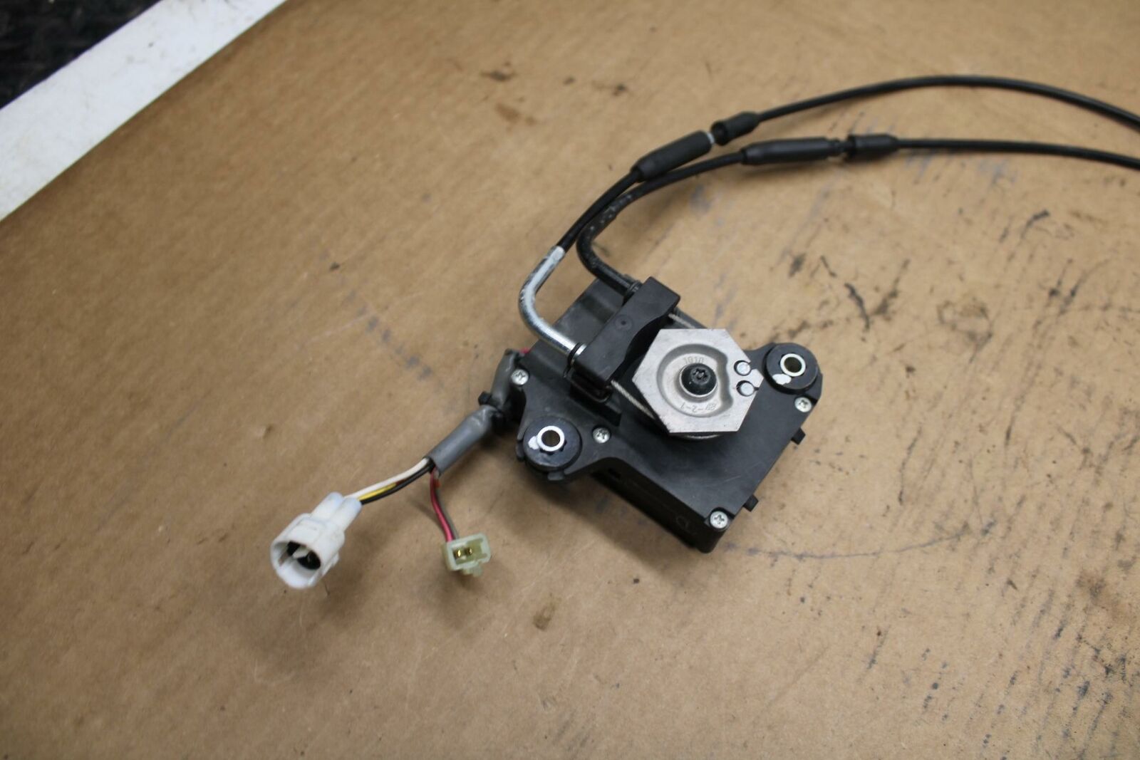 09-12 KAWASAKI NINJA ZX6R EXHAUST VALVE SERVO MOTOR BB383