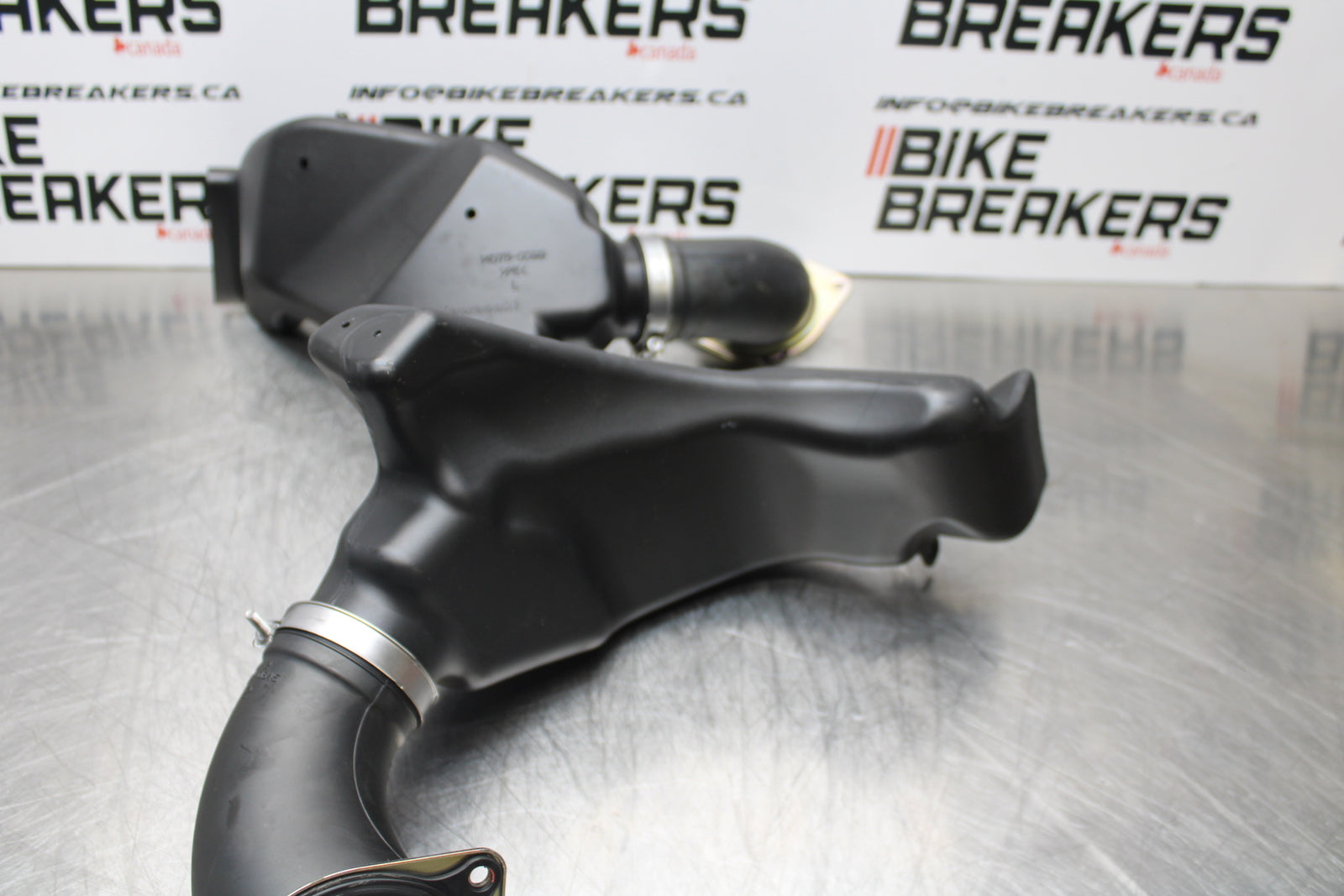 23-24 KAWASAKI NINJA ZX14R NEW!! RIGHT LEFT AIR INTAKE DUCTS BB153