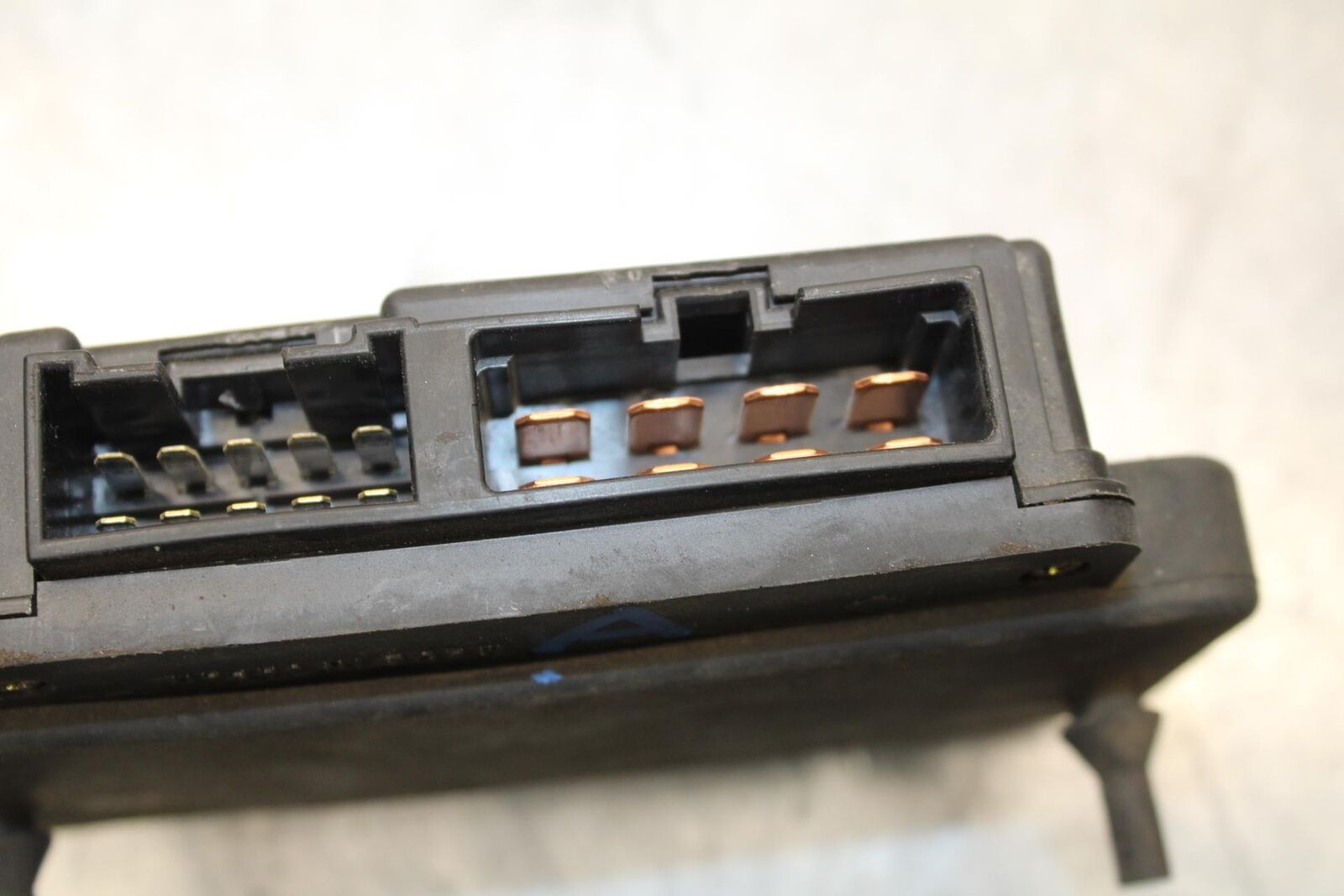 2005 Kawasaki Vulcan 1500 VN1500N Classic FUSE RELAY JUNCTION BOX A & B BB576