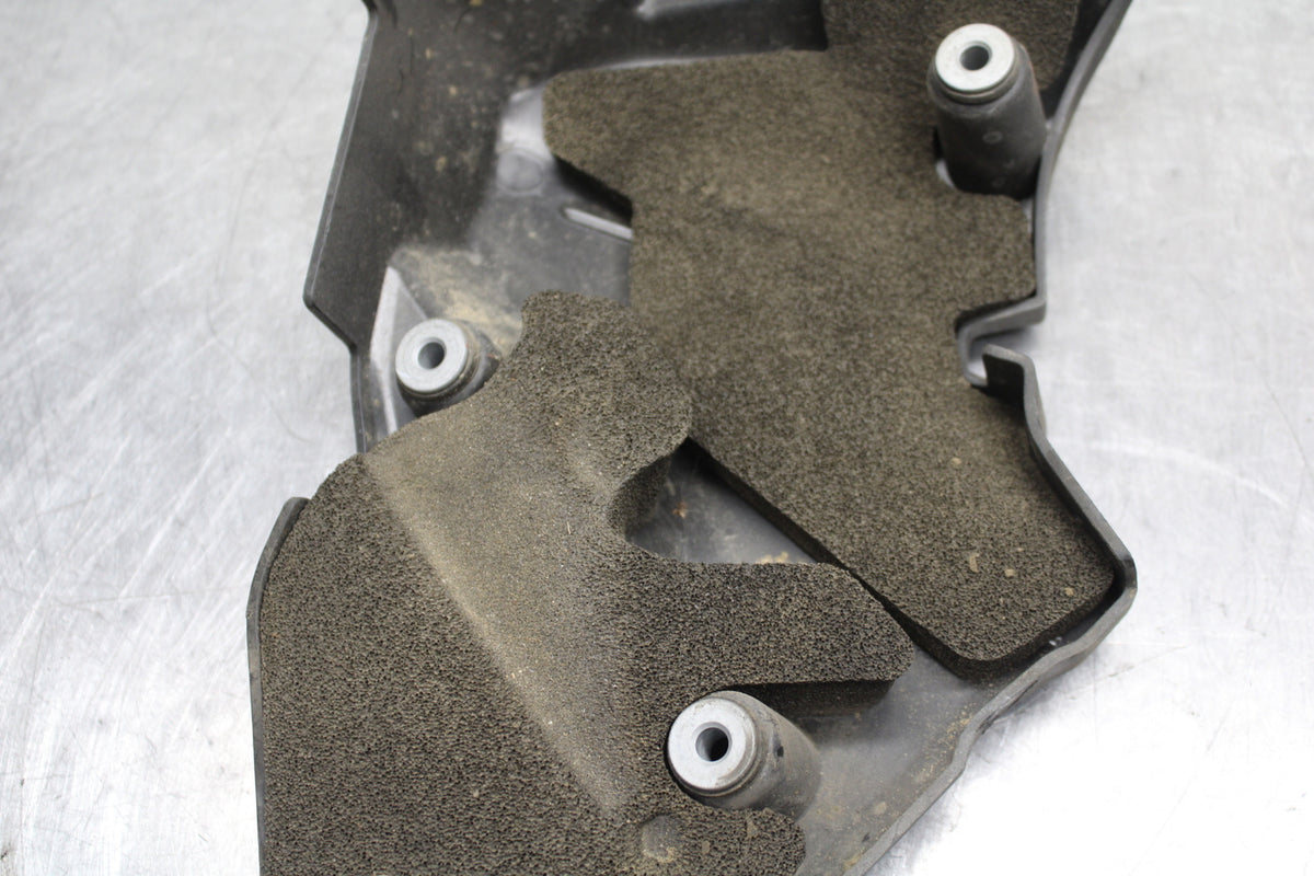 13-16 SUZUKI BANDIT 1250S ABS ENGINE SPROCKET COVER BB134