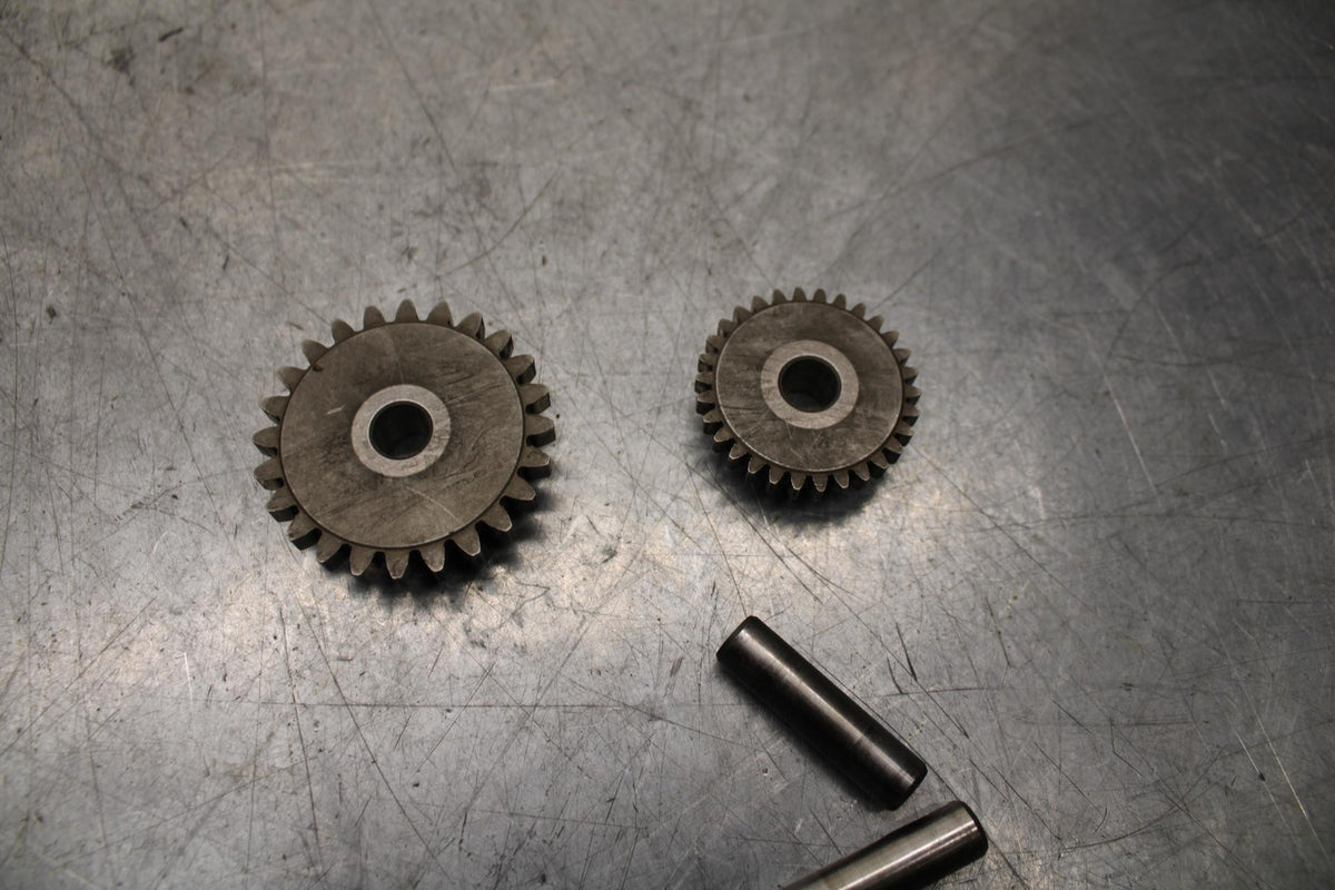 89-90 YAMAHA FZR600 ENGINE MOTOR IDLER IDLING GEAR BB76