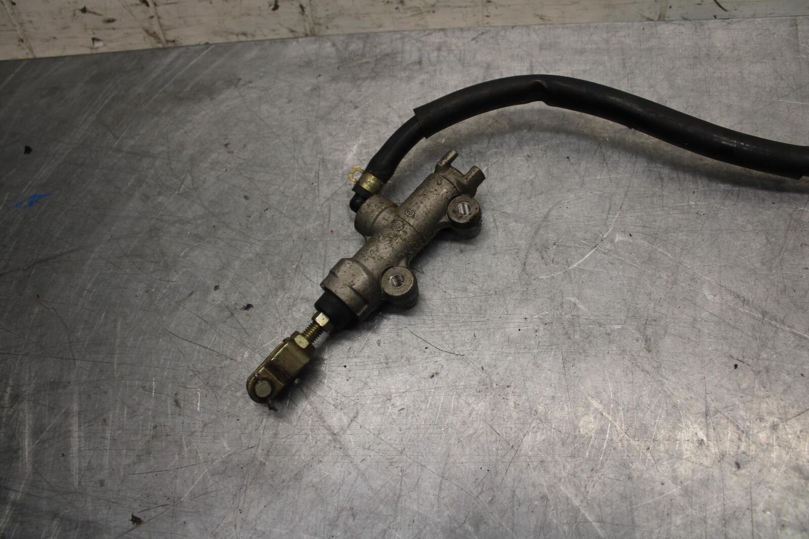 2005 Kawasaki Ninja 500R EX500D REAR BACK BRAKE MASTER CYLINDER W RESERVOIR BB36