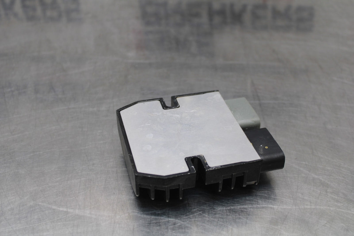 07 YAMAHA YZF R1 RECTIFIER VOLTAGE REGULATOR BB826