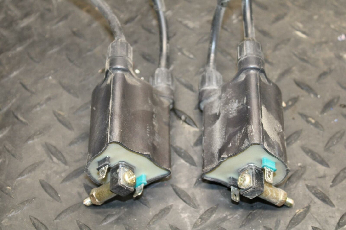 05-06 KAWASAKI VULCAN 1500 VN1500 CLASSIC COILS 21121-1288 21121-1289  BB220