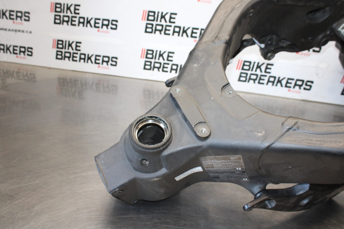 08 KAWASAKI NINJA ZX10R FRAME CHASSIS BB902