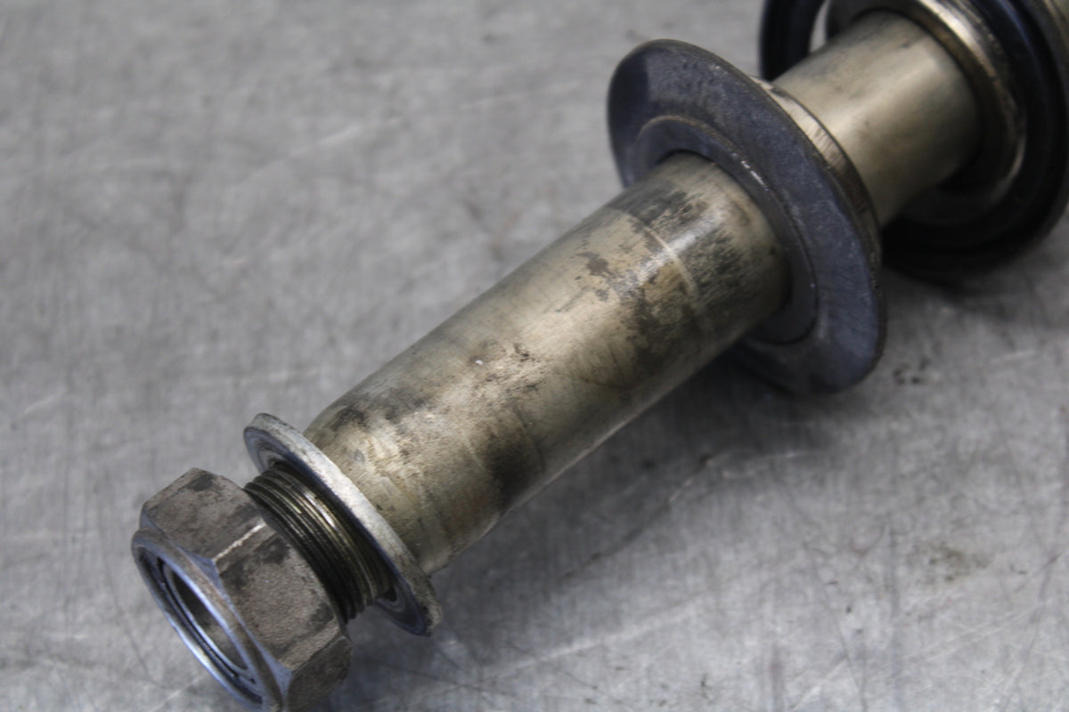 08-09 YAMAHA YZF R6S REAR AXLE BACK WHEEL RIM PIVOT BOLT AXEL  BB690